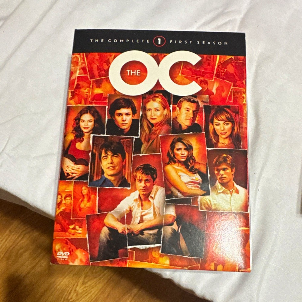 Warner Home Video The O.C. Complete First Season 1 DVD Uncensored Z1-98680A